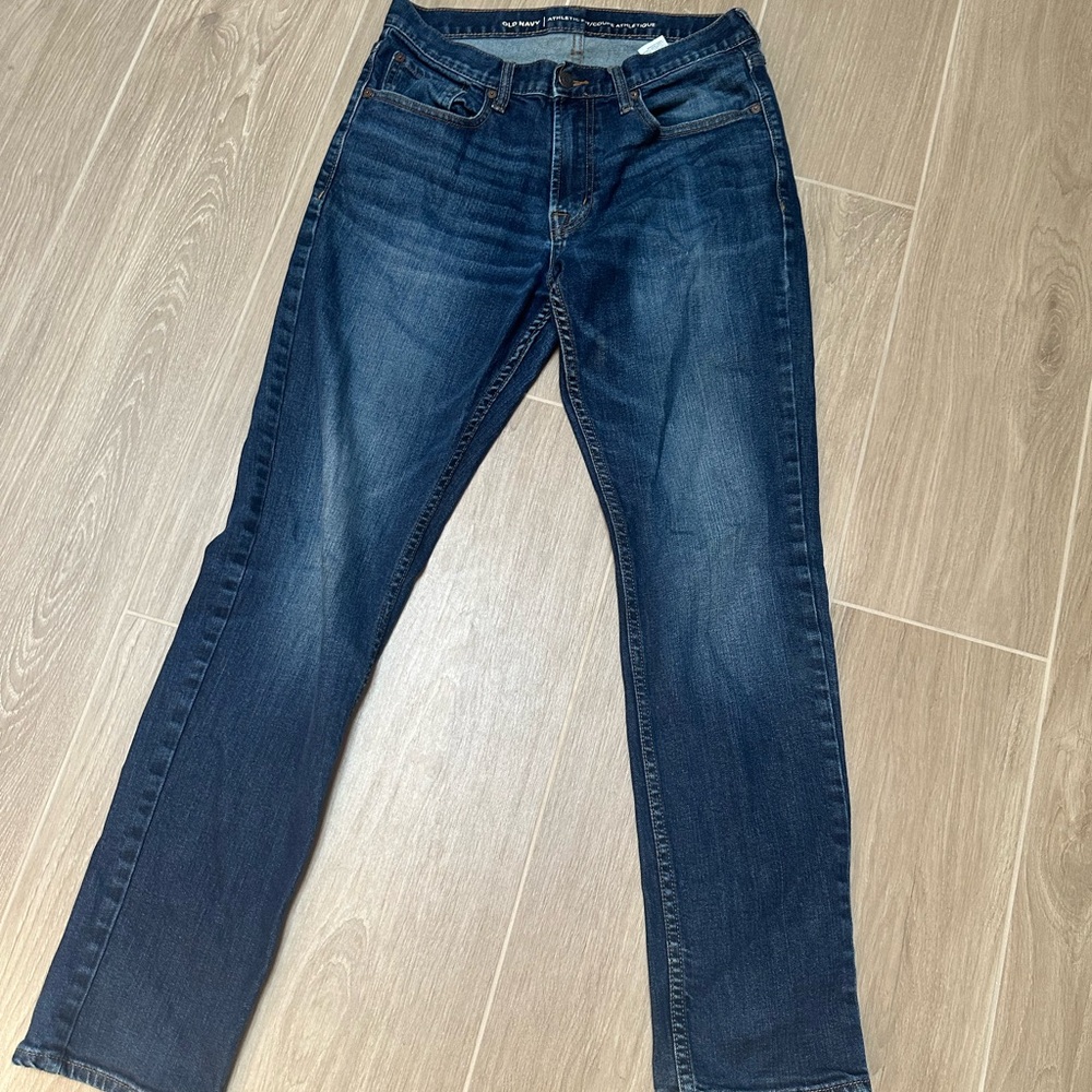 Old navy jeans athletic 30x32